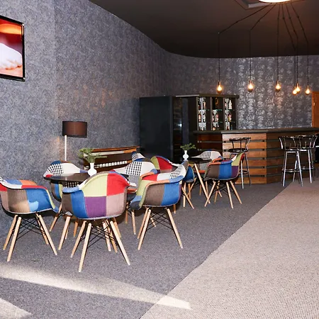 Szálloda Bor Borovec