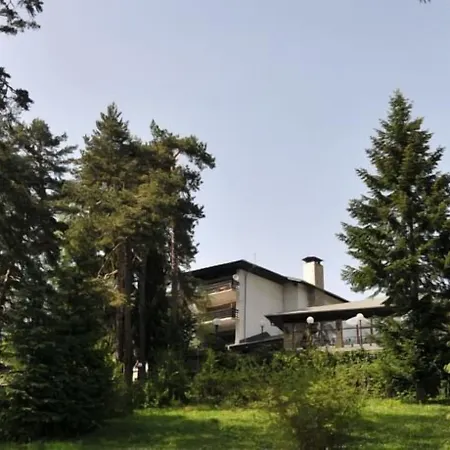 Bor Szálloda Borovec