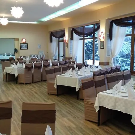 Bor Szálloda Borovec